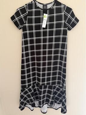 XS/S Agnes & Dora NWT black & white midi dress